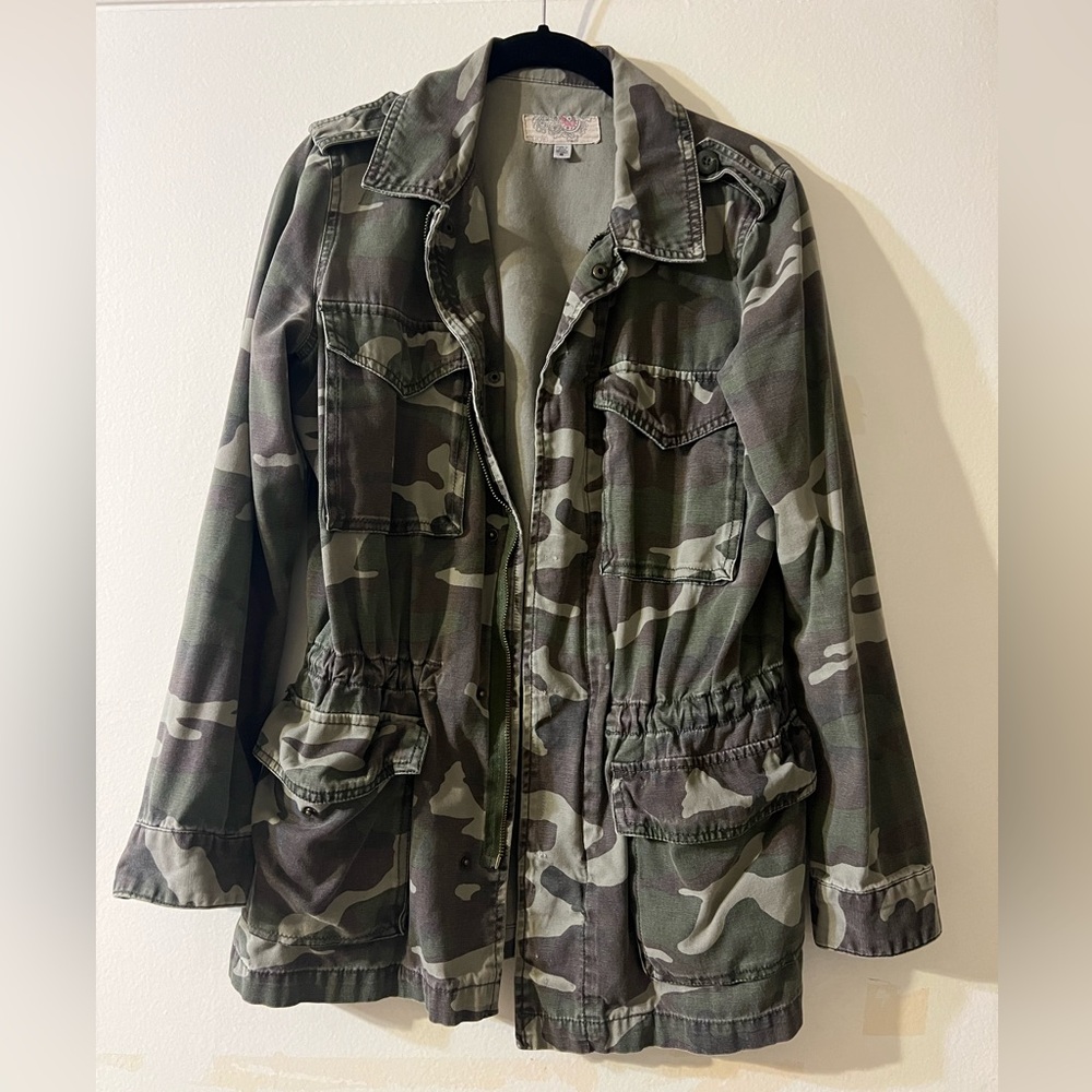 Women’s Camo Oversized Surplus Jacket
